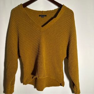 American Eagle Junior’s Sweater Med
